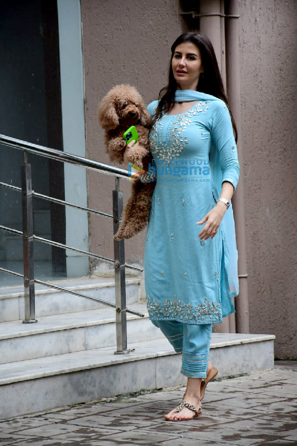 photos giorgia andriani spotted in bandra 4 5