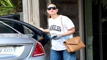 Photos: Kareena Kapoor Khan and Karisma Kapoor spotted at Randhir Kapoor’s house in Bandra