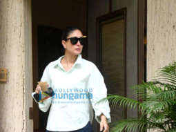 Photos: Kareena Kapoor Khan spotted in Bandra