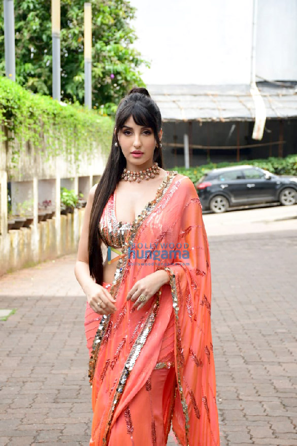 Photos: Madhuri Dixit, Nora Fatehi, Karan Johar and others snapped on the sets of Jhalak Dikhhla Jaa Season 10 Photos: Madhuri Dixit, Nora Fatehi, Karan Johar and others snapped on the sets of Jhalak Dikhhla Jaa Season 10