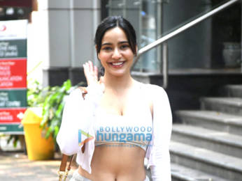 Photos: Neha Sharma snapped at the gym