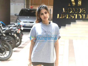Photos: Rhea Chakraborty spotted at Rhinos gym in Khar