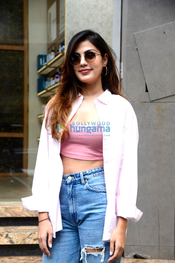 photos rhea chakraborty spotted outside a salon in bandra 4 2
