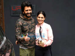Photos: Riteish Deshmukh and Genelia D’Souza spotted outside gym in Bandra