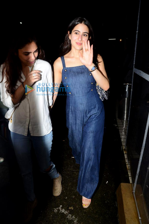 Photos: Sara Ali Khan and Sharmin Segal snapped at Bastian in Worli Photos: Sara Ali Khan and Sharmin Segal snapped at Bastian in Worli