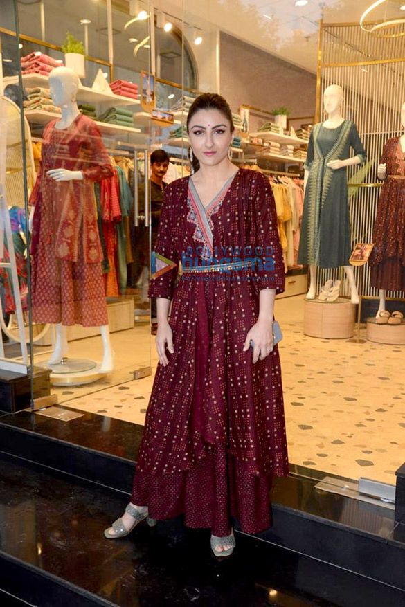 photos soha ali khan snapped at the w store launch in mumbai 1