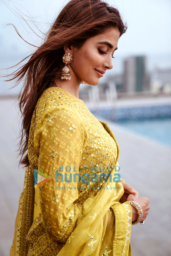 pooja hegde 2 95