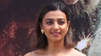 Radhika Apte rocks the short hair look at Vikram Vedha song launch