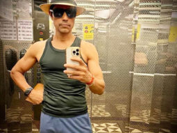 Randeep Hooda sheds 18 kilos for ‘Swatantra Veer Savarkar’; shares a picture after transformation