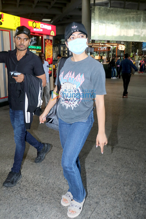 rashmika mandanna sonali bendre and kanchi singh snapped at the airport 1