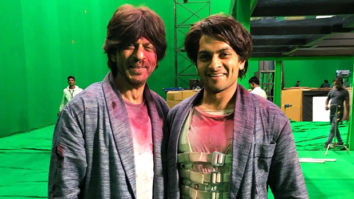 Shah Rukh Khan poses in a bloodied avatar in this BTS photos from Brahmastra with his body double and fans can’t stop gushing over this glimpse