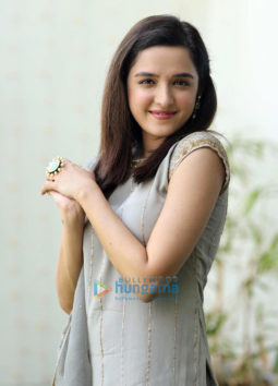 Celebrity Photos of Shirley Setia