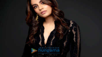 Celebrity Photos of Shreya Dhanwanthary