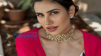 Celebrity Photos of Sonnalli Seygall