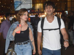 Sussanne Khan and Arslan Goni walk hand in hand at the airport