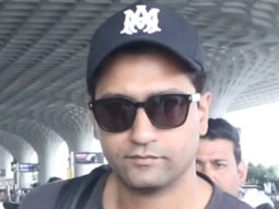 Vicky Kaushal snapped in a clean shaven look at the airport
