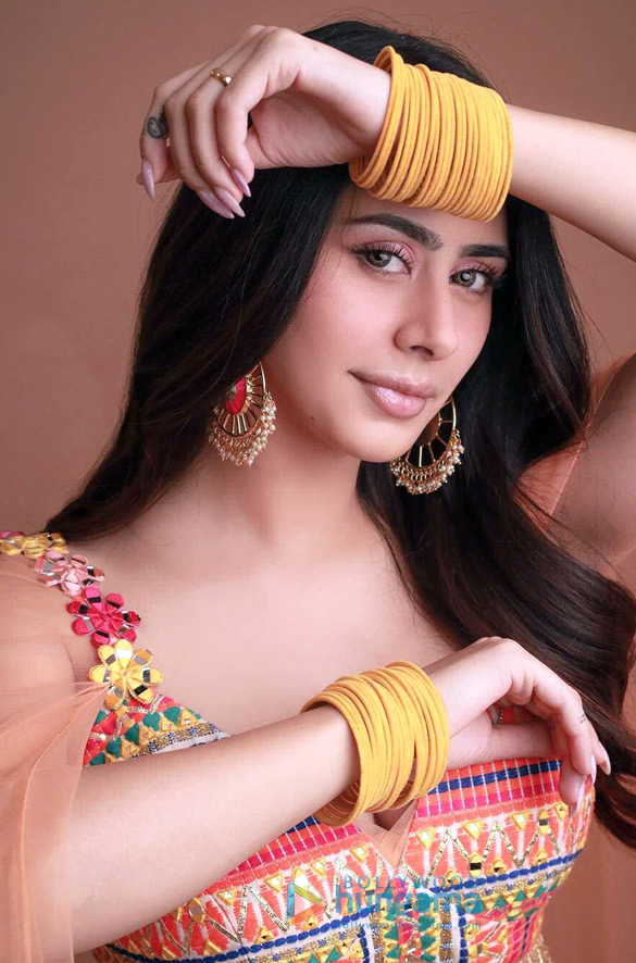 warina hussain 1 7