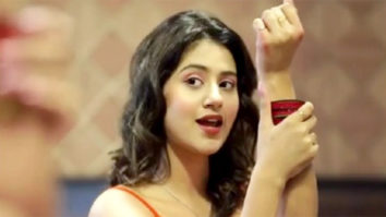 Anjali Arora looks gorgeous in orange dress