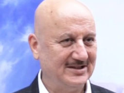 Anupam Kher arrives for Uunchai trailer launch