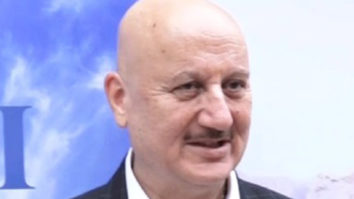Anupam Kher arrives for Uunchai trailer launch