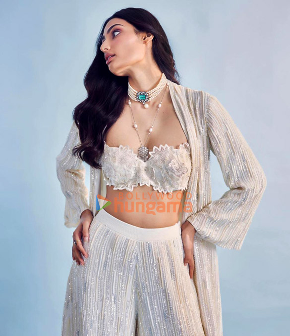 athiya shetty 3 19