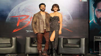 Bhediya trailer launch: Varun Dhawan blurts out that Kriti Sanon was supposed to do a vampire film; a shocked Kriti says, “Yeh khud leak karta hai stories”