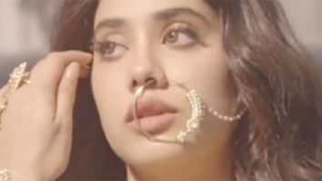 Can’t take our eyes off Janhvi Kapoor!