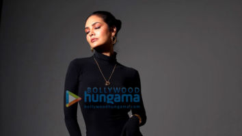 Celeb Photos Of Esha Gupta