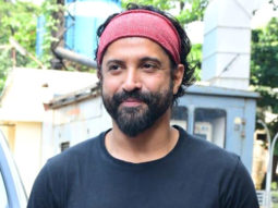 Farhan Akhtar rocks an all-black look at Phone Bhoot trailer launch