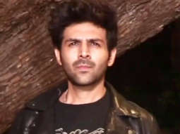 Handsome hunk Kartik Aaryan arrives in a leather jacket