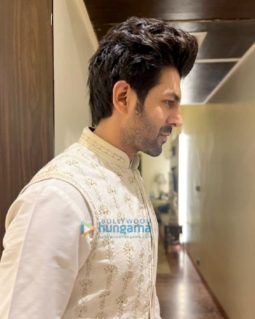 Celeb Photos Of Kartik Aaryan