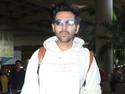 Kartik Aaryan looks dapper in white hoodie as he poses with fans