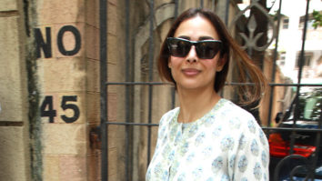 Malaika Arora looks beautiful in simple salwar
