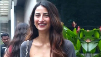 Palak Tiwari greets paps as she gets clicked
