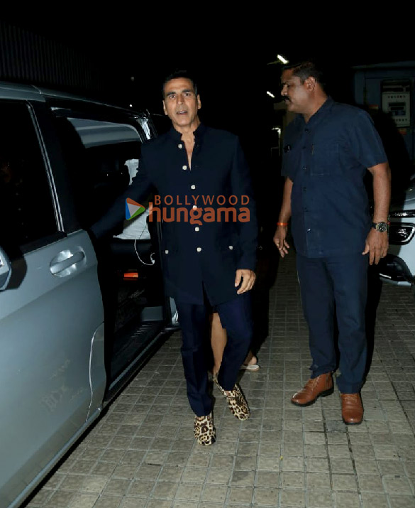 photos akshay kumar jacqueline fernandez and nushrratt bharuccha snapped at juhu pvr for ram setu screening 4