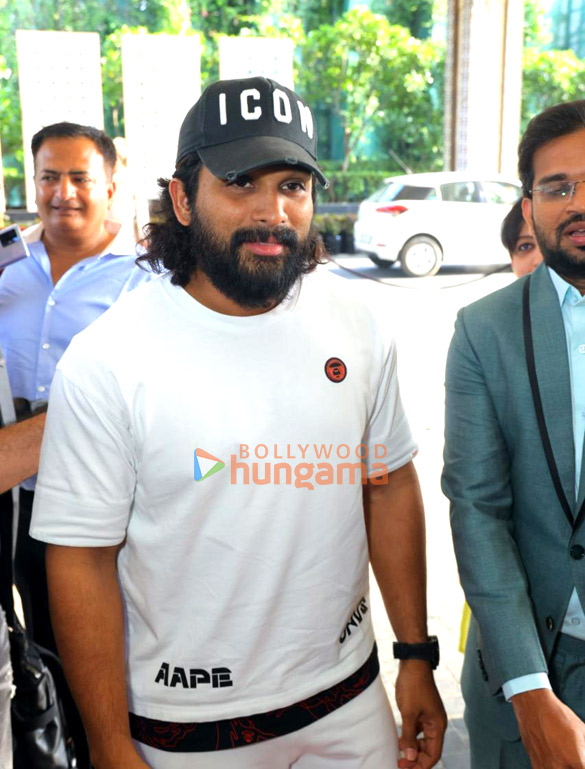 photos allu arjun spotted at taj palace in new delhi 1
