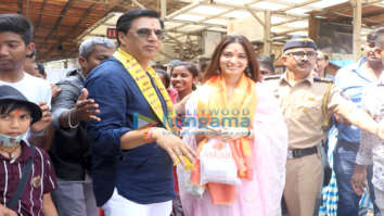 Photos: Babli Bouncer star Tamannaah Bhatia and director Madhur Bhandarkar snapped at Siddhivinayak temple