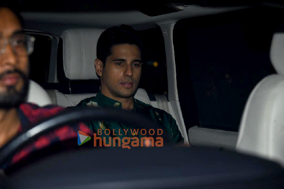 photos celebs attend krishan kumars diwali bash 37