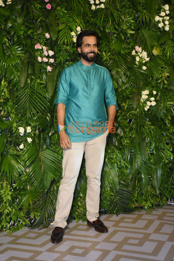 photos celebs attend kriti sanons diwali bash 77 3