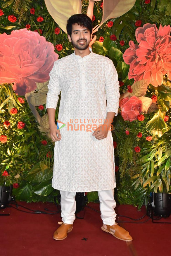 photos celebs attend ramesh s tauranis diwali bash 55778800 3