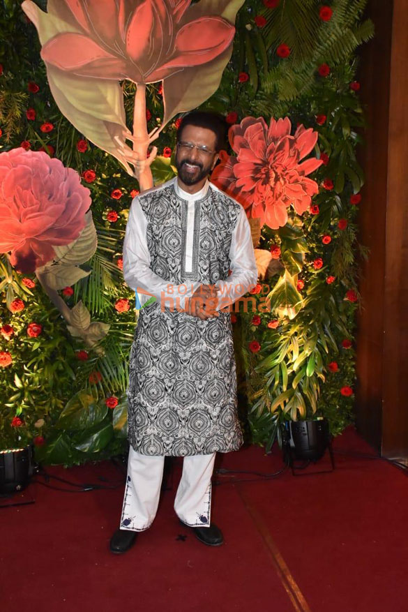 photos celebs attend ramesh s tauranis diwali bash 55778800 6