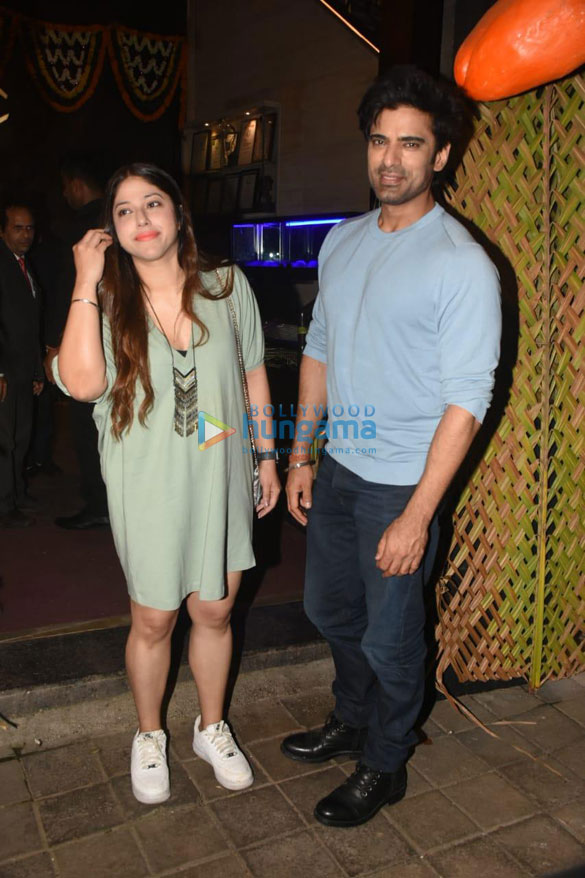photos celebs grace ashvini yardis birthday bash 1