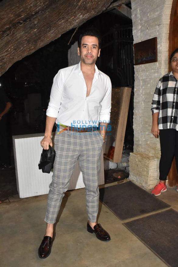 photos celebs grace ashvini yardis birthday bash 8800 2