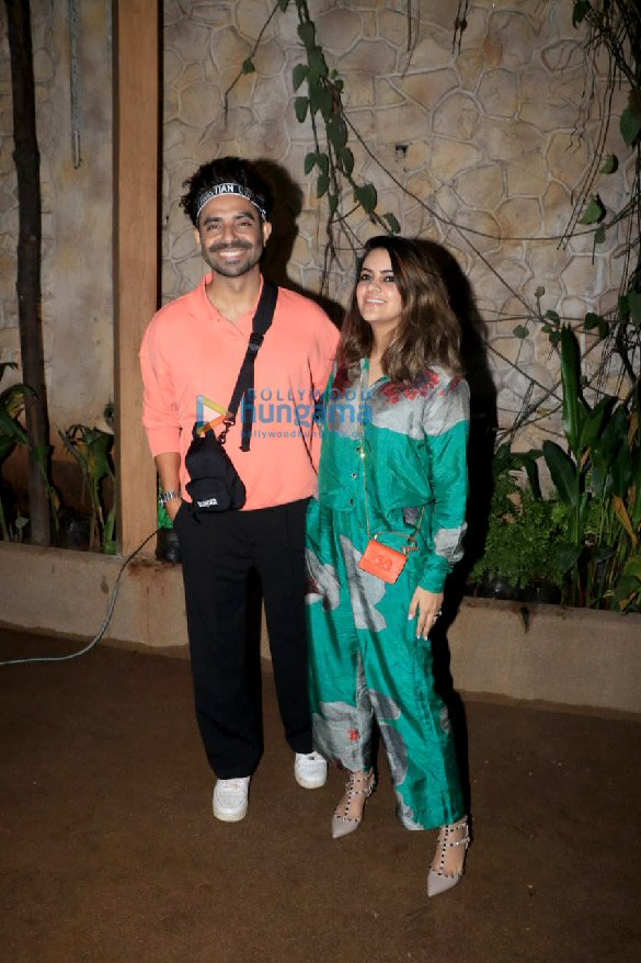 photos celebs grace bunty sajdehs birthday bash 13