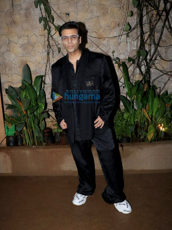 photos celebs grace bunty sajdehs birthday bash 9