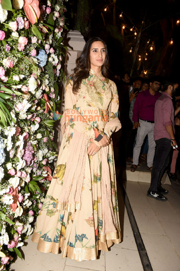 photos celebs grace ekta kapoors diwali bash 32