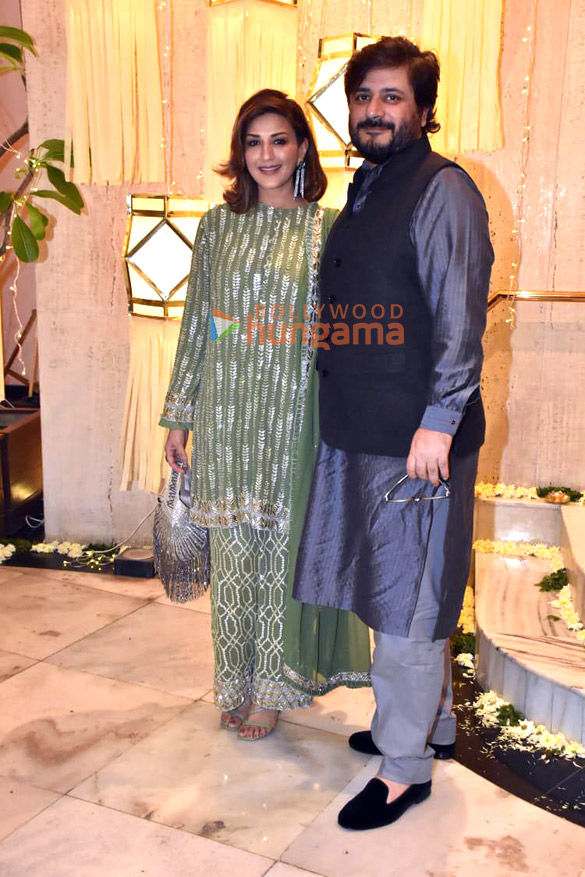 photos celebs grace pre diwali party at manish malhotras residence2 1