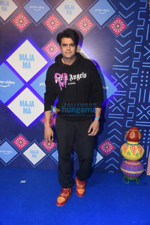 photos celebs grace the screening of madhuri dixits film maja ma 123 1