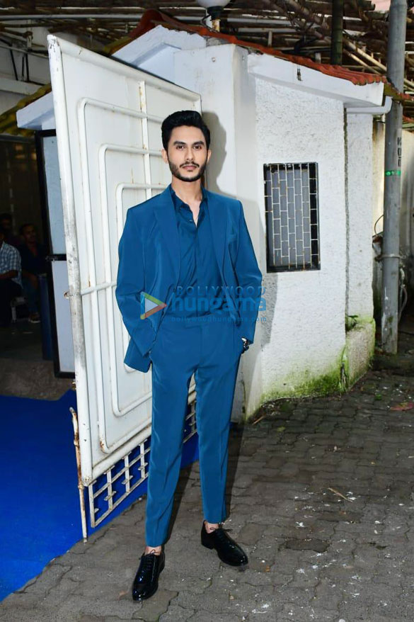 photos celebs grace the screening of madhuri dixits film maja ma 3