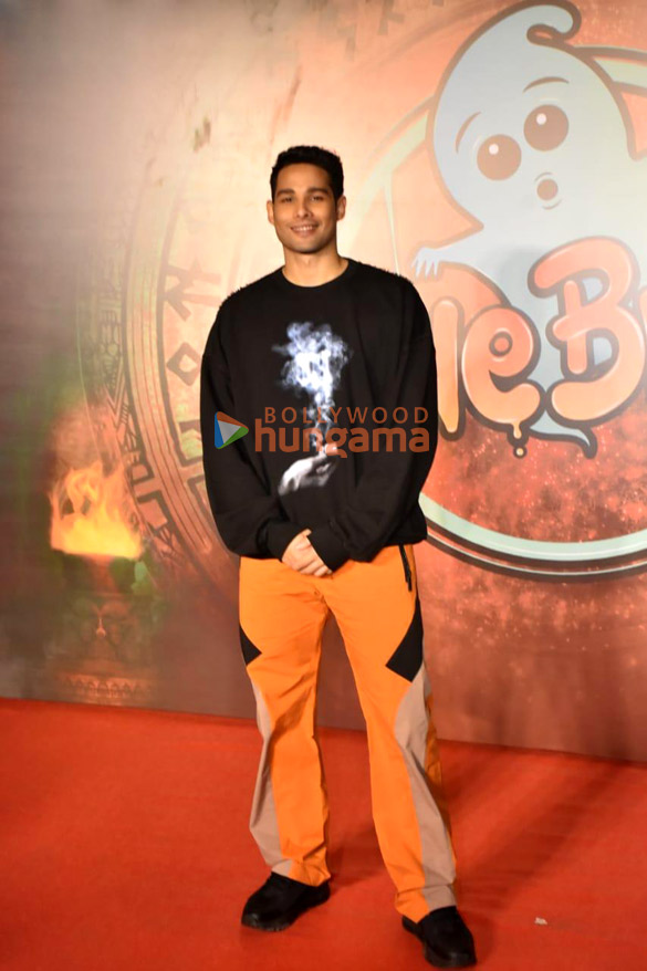 photos celebs grace the special screening of phone bhoot 16